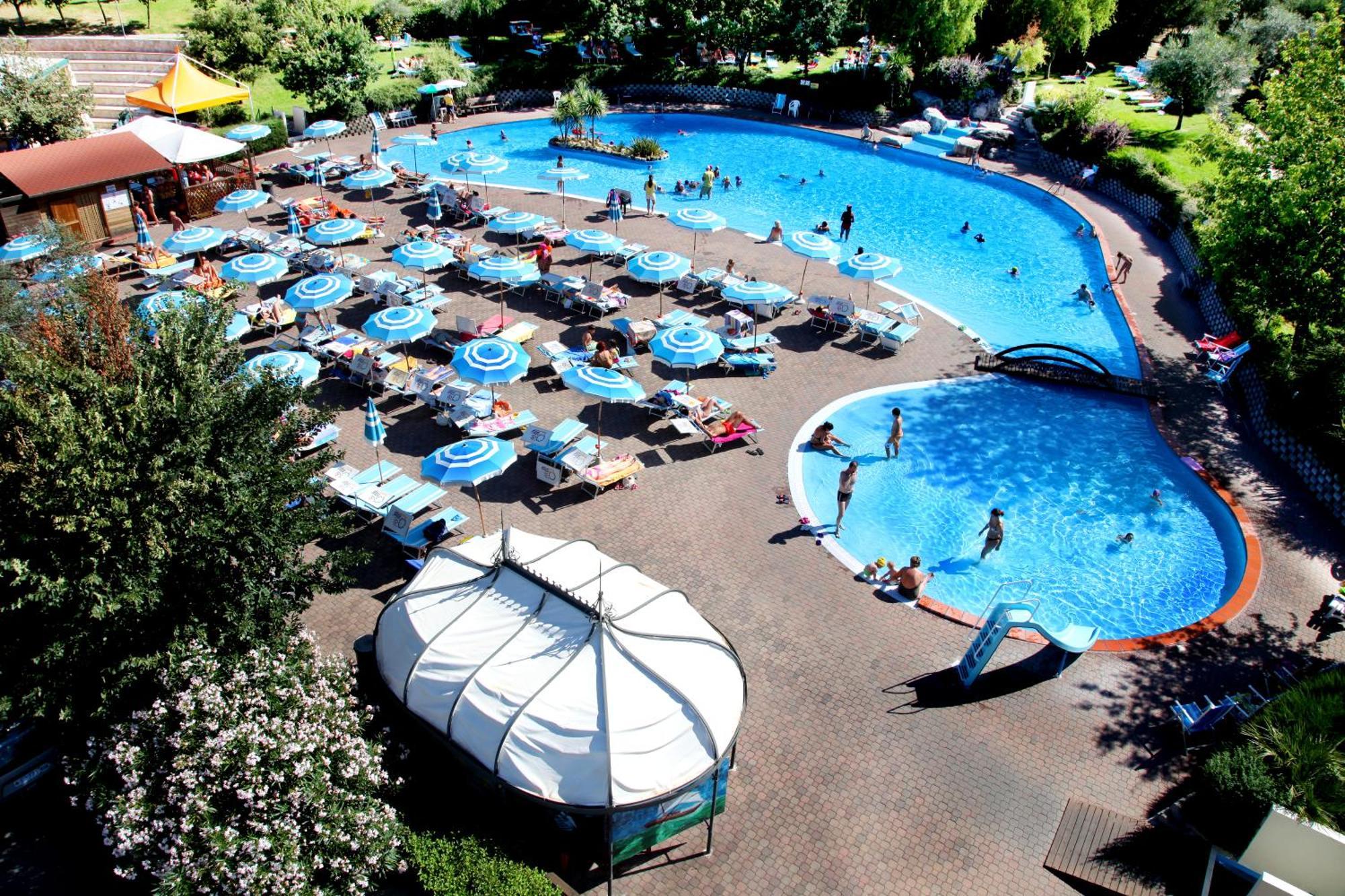 Centro Vacanze 圣马力诺 外观 照片